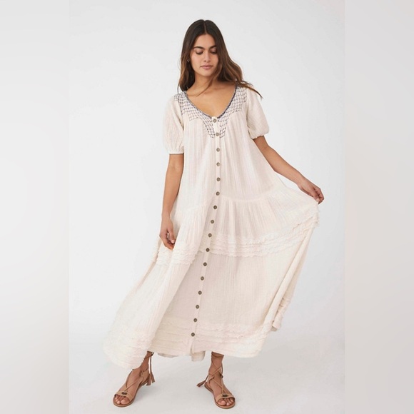 Free People Dresses & Skirts - Free People Sunday Stroll Maxi Dress